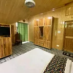 Behtereen Resorts