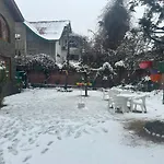 Snowy Bliss Inn