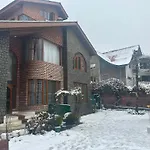 Snowy Bliss Inn