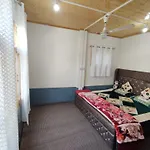 Homestay Single Room , Nearest Dal Lake