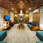 Shabistan Premium Houseboats