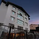 Super Townhouse Rajbagh Formerly Hotel Modern