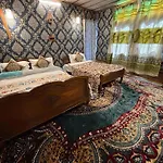 Houseboat New Suzan