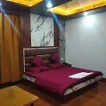 Ruby Hotel