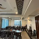 Meer Mansion Homestay