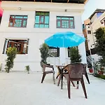 Sea Green Guest House