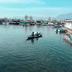 Lalarukh Group Of Houseboats