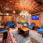 The Hareem Group Of Houseboats