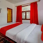 Hotel O Delhi Star
