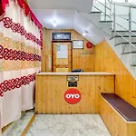 Hotel O Delhi Star