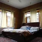 The Bilt Farmhouse
