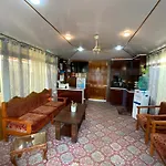 Movie Land Group Of House Boats
