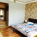 Shalimar Heights