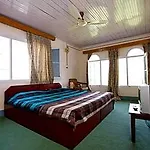 Swiss Hotel Kashmir