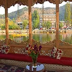 Houseboat Hunza Group Of Houseboats