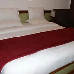 Standard Hotel And Resturant