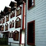 Hotel Nishat