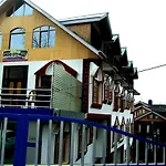 Hotel Nishat