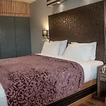 Hotel Ahdoos