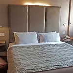 Hotel Ahdoos
