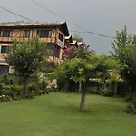 Lakshmi Guest House