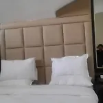Hotel De Apple
