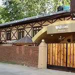 Hotel Walisons Resorts