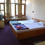 Hotel Relax Inn