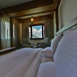 Hotel The Victory