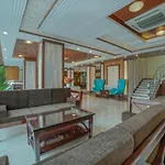 Hotel Six Seasons