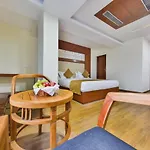Hotel Six Seasons