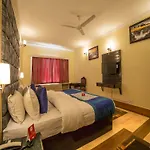 Oyo 5174 Hotel Pamposh