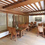 Oyo 19478 Paradise Gateway