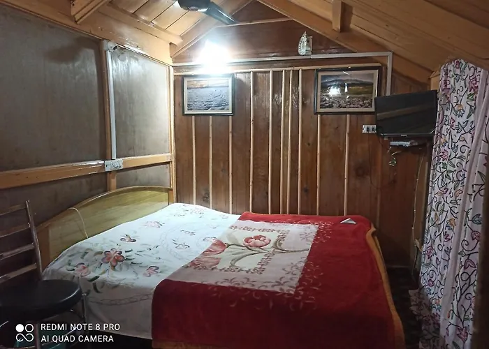 Matchless Houseboats