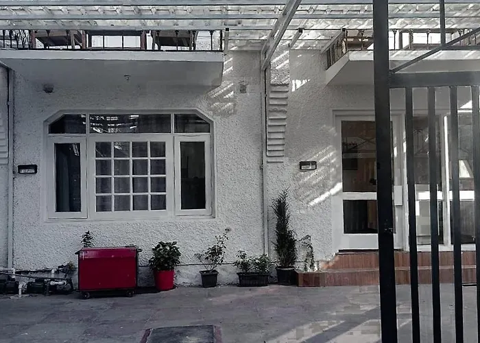 Hotel Sara