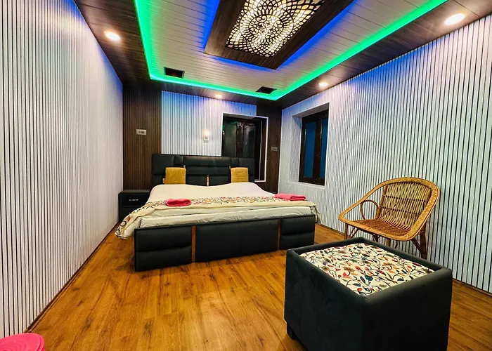 Hotel O Pop Foreshore Resort