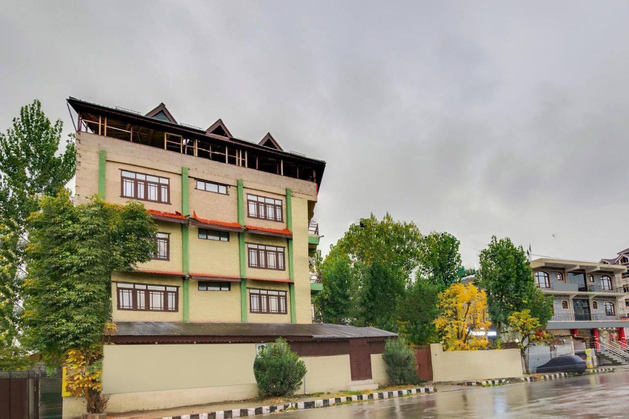 Hotel Oyo 12445 Marhaba United 3*