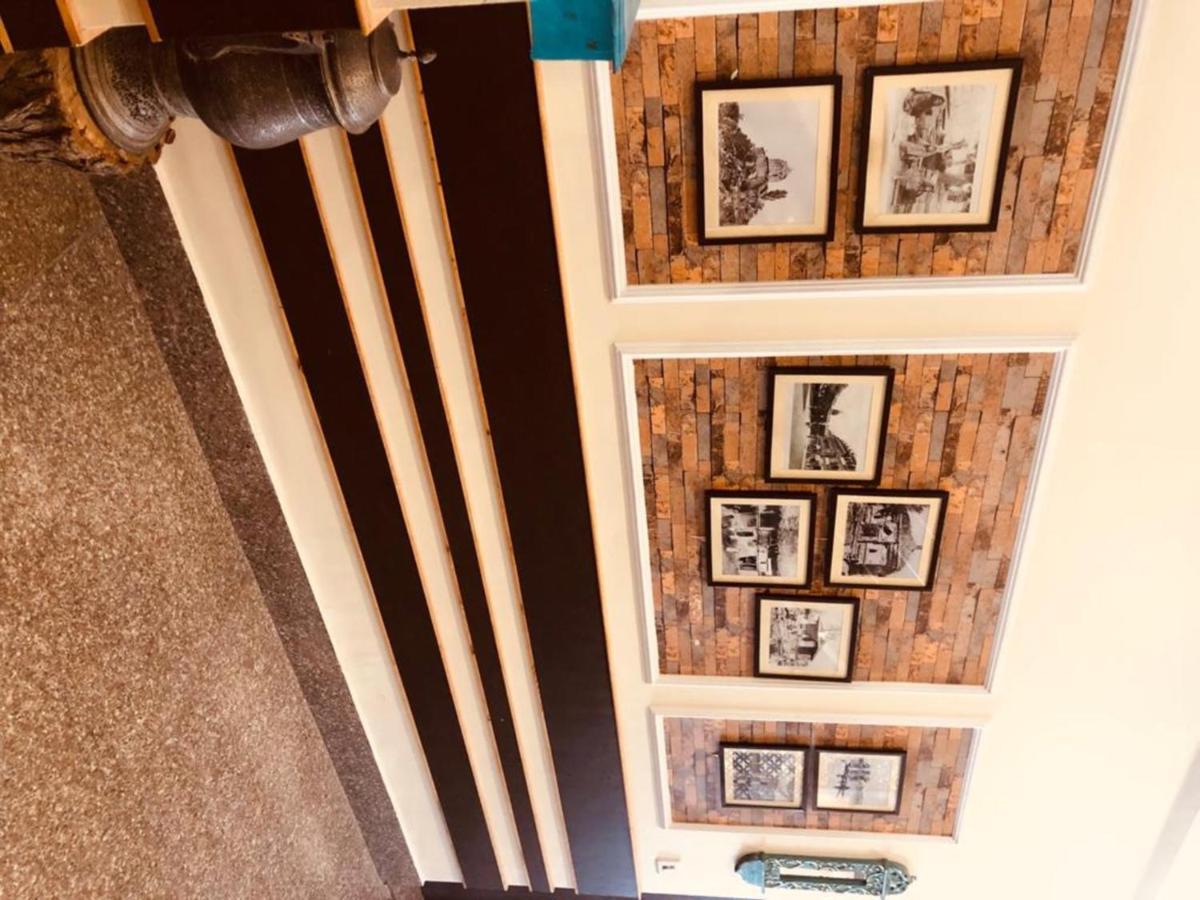 Lee Heritage Hotel Srinagar (Jammu and Kashmir)