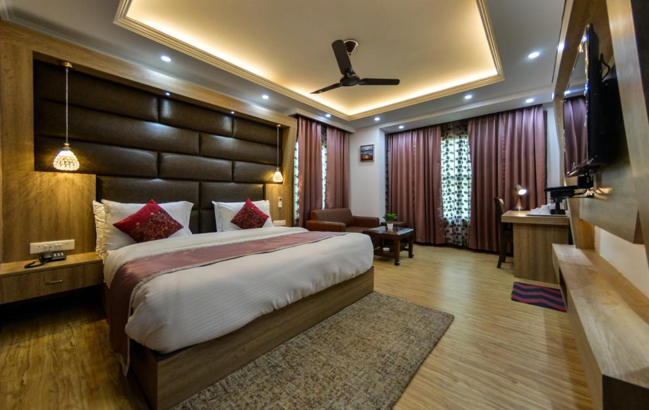 Hotel Royal Milad Srinagar (Jammu and Kashmir)