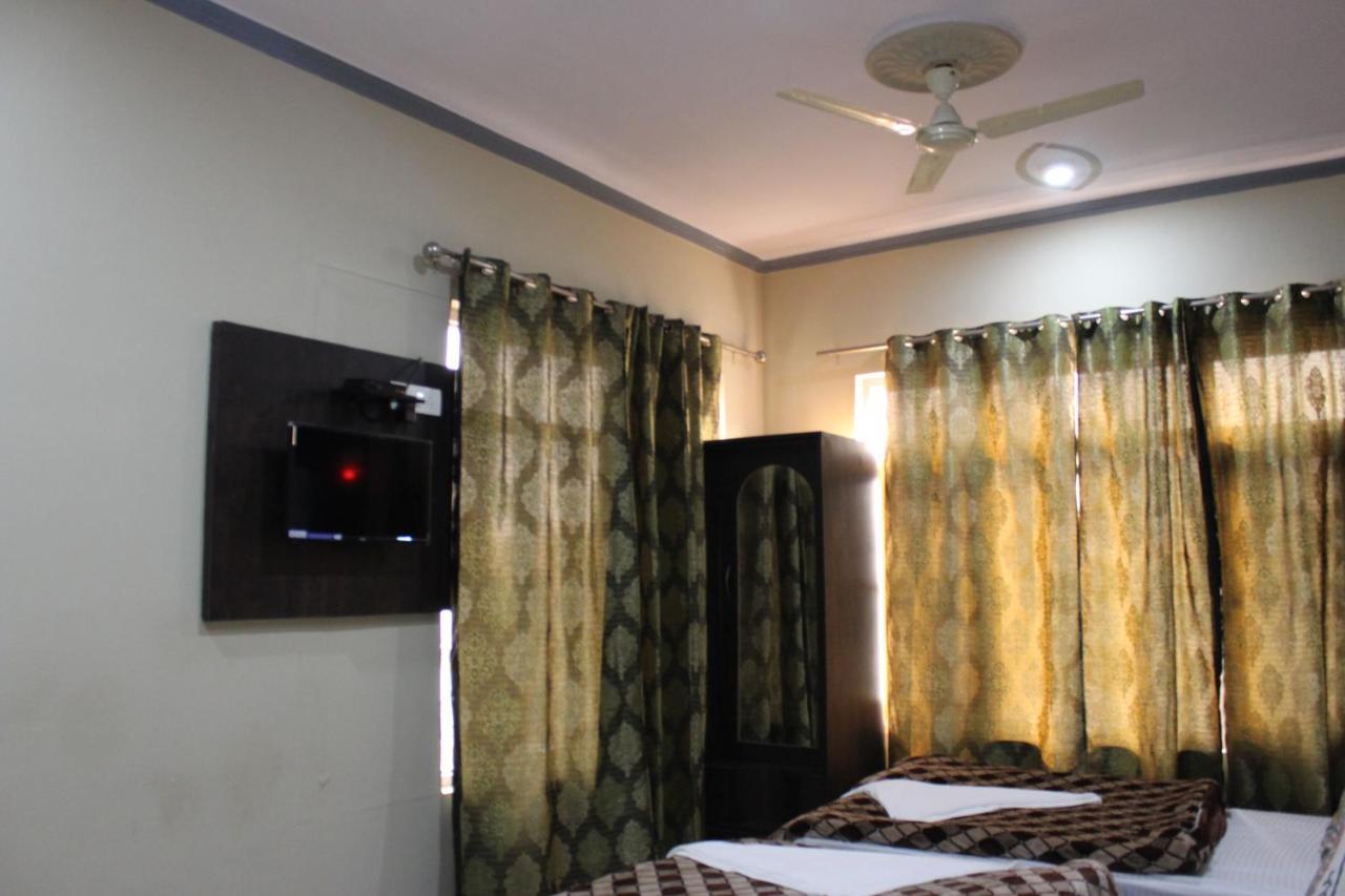 Samar Hotel Srinagar (Jammu and Kashmir)