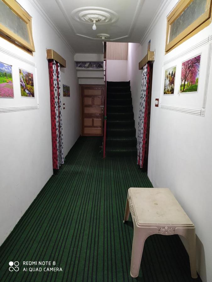 Shamus Javed Homestay Srinagar (Jammu and Kashmir)