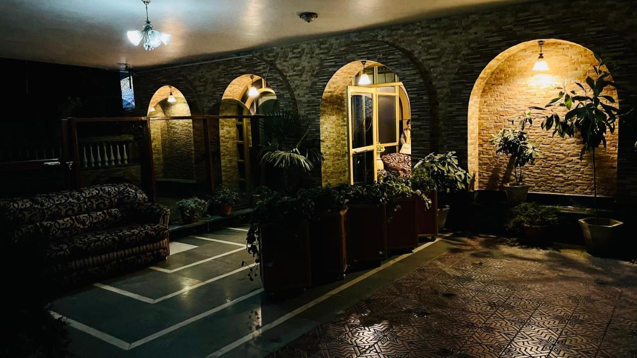 International 3* Srinagar (Jammu and Kashmir)
