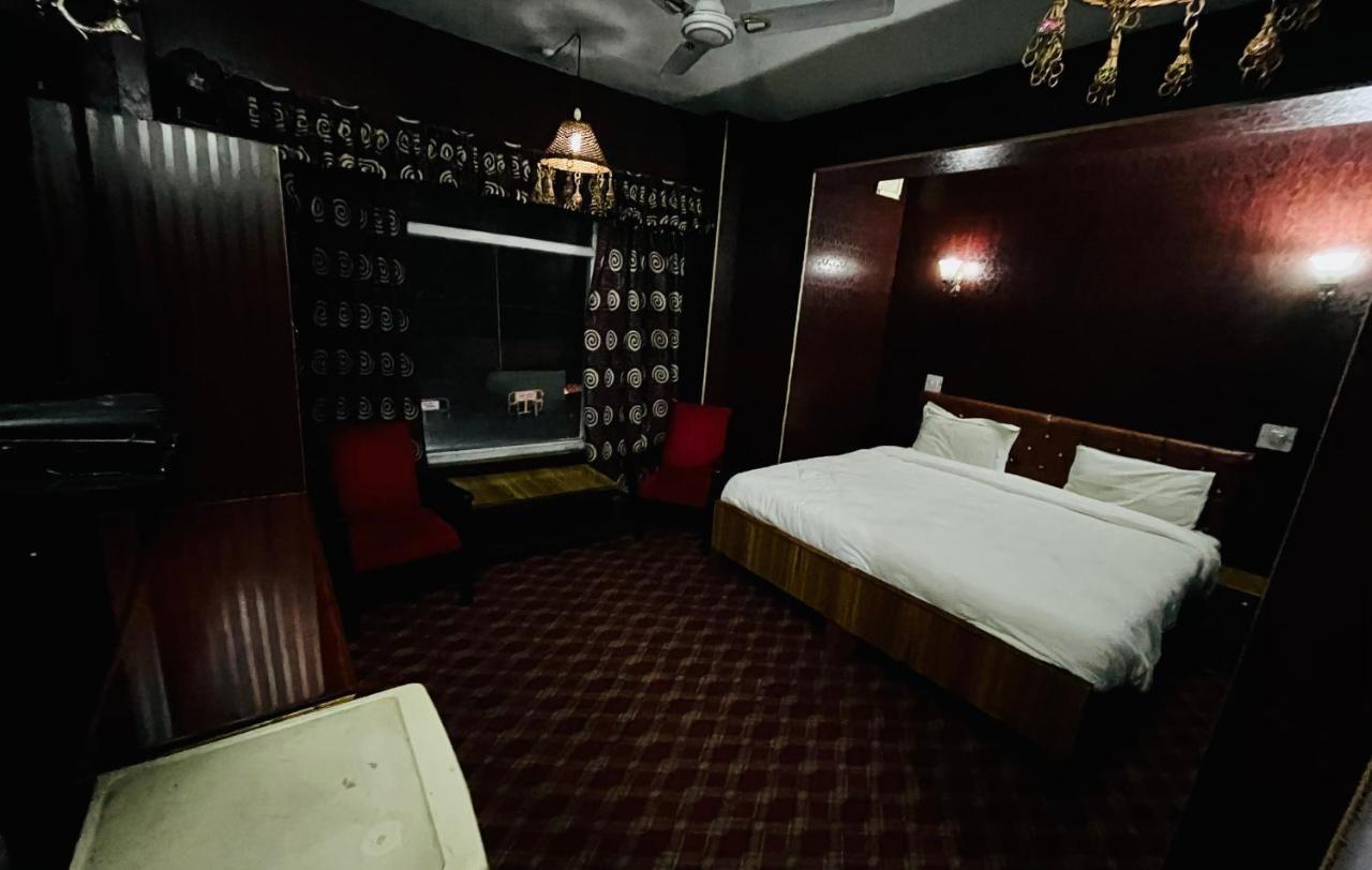 International Hotel 3*