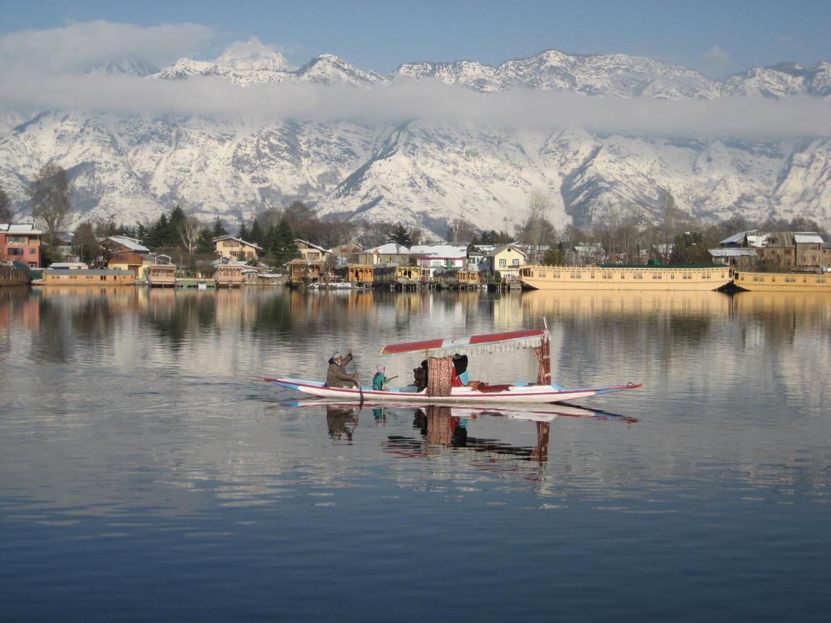 Wangnoo Heritage Houseboats Hotel Srinagar (Jammu and Kashmir)
