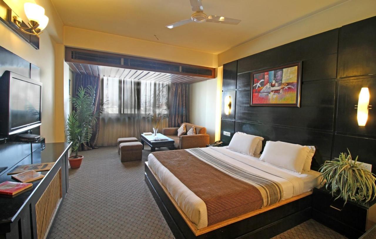 Comrade 4* Srinagar (Jammu and Kashmir)