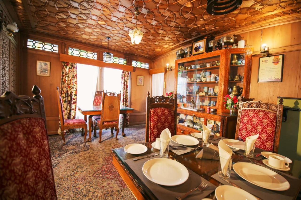The Shelter Group Of Houseboats & Tour Organiser Srinagar (Jammu and Kashmir)