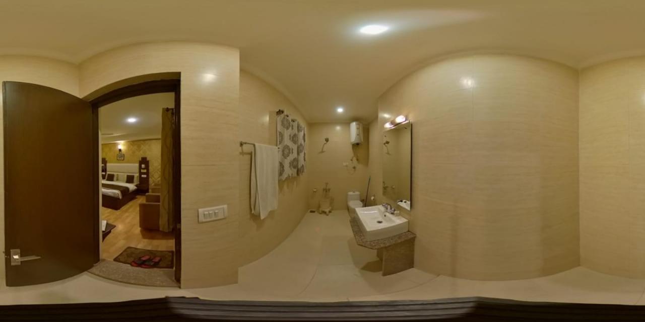 Lee Heritage Hotel *