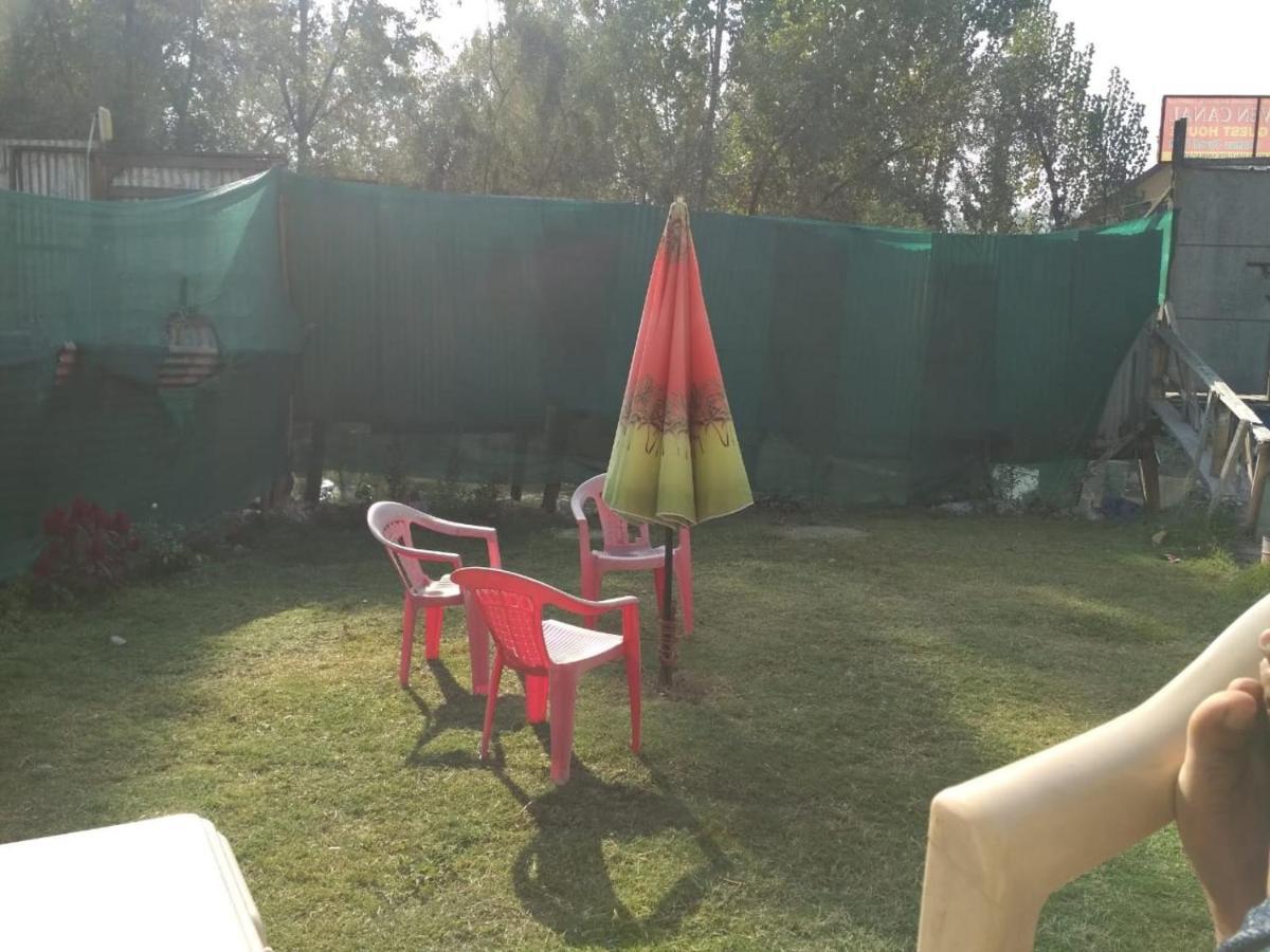 Shamus Javed * Srinagar (Jammu and Kashmir)