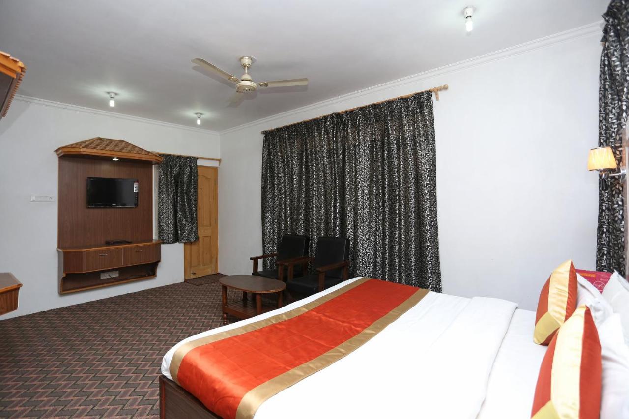Oyo 4487 Al Azra 3* Srinagar (Jammu and Kashmir)
