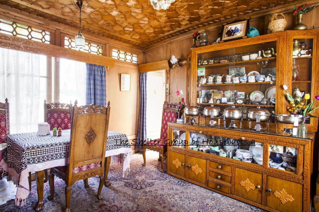 The Shelter Group Of Houseboats & Tour Organiser Botel 3*